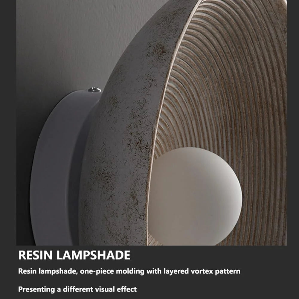Runde Wandleuchte Luna – Wabi-Sabi-Harzlampe