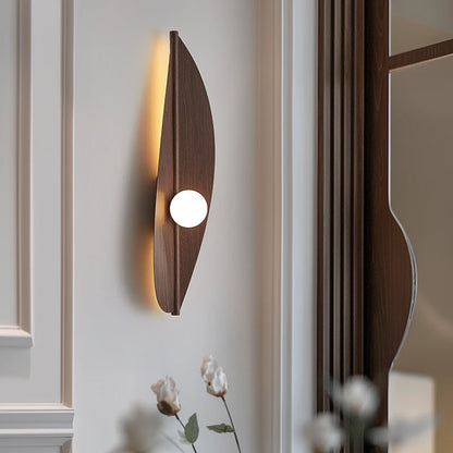 Leaf LED Wall Sconce – Art Deco Bedside Light