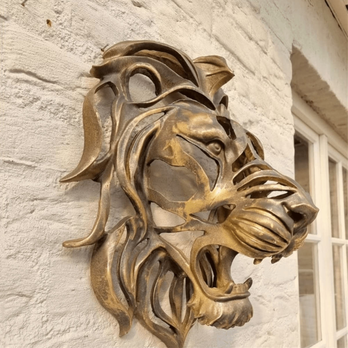 Lion head wall decoration - Act Design Shop
