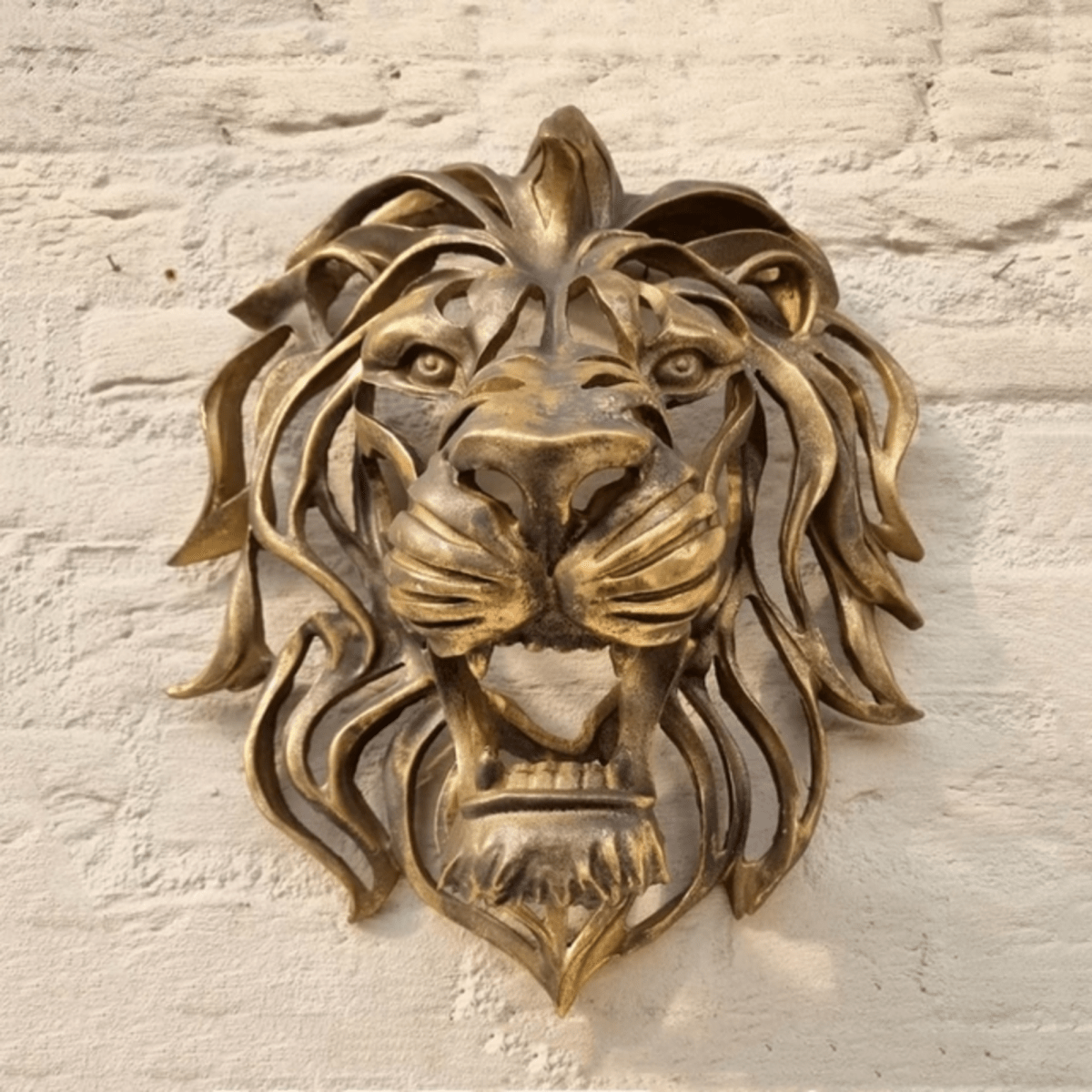 Lion head wall decoration - Act Design Shop