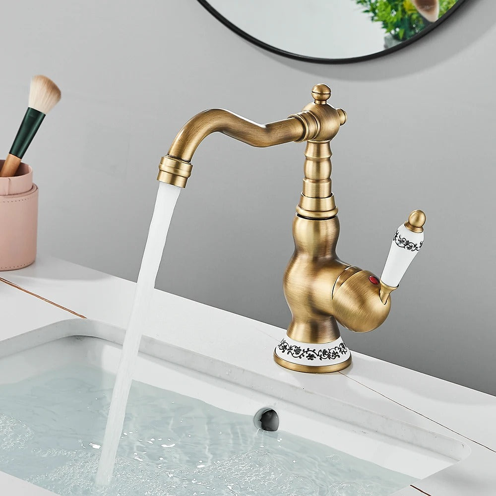 Antieke Bronzen Messing Keukenkraan – 360° Rotatie Mengkraan voor Aanrecht